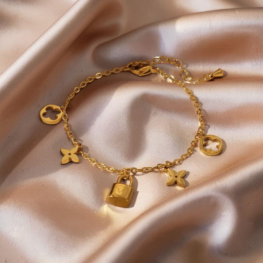 Charm Dangle Bracelet